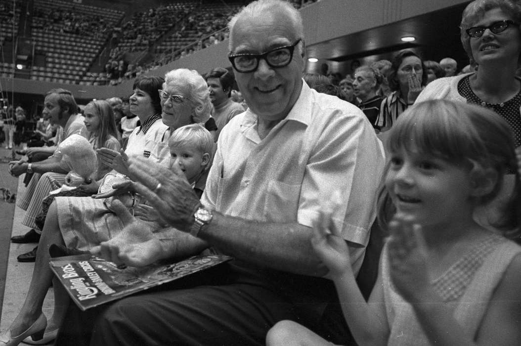 Portraits - Group, babies, hand, Iowa, elderly, Iowa History, Fairs and Festivals, candy, Children, crowd, watch, Entertainment, Lemberger, LeAnn, Ottumwa, IA, history of Iowa, glasses