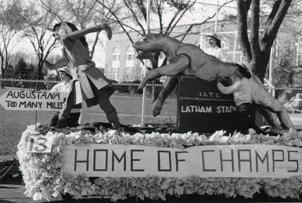 Fairs and Festivals, Iowa History, Iowa, university of northern iowa, iowa state teachers college, uni, Entertainment, UNI Special Collections & University Archives, mascot, float, Cedar Falls, IA, history of Iowa