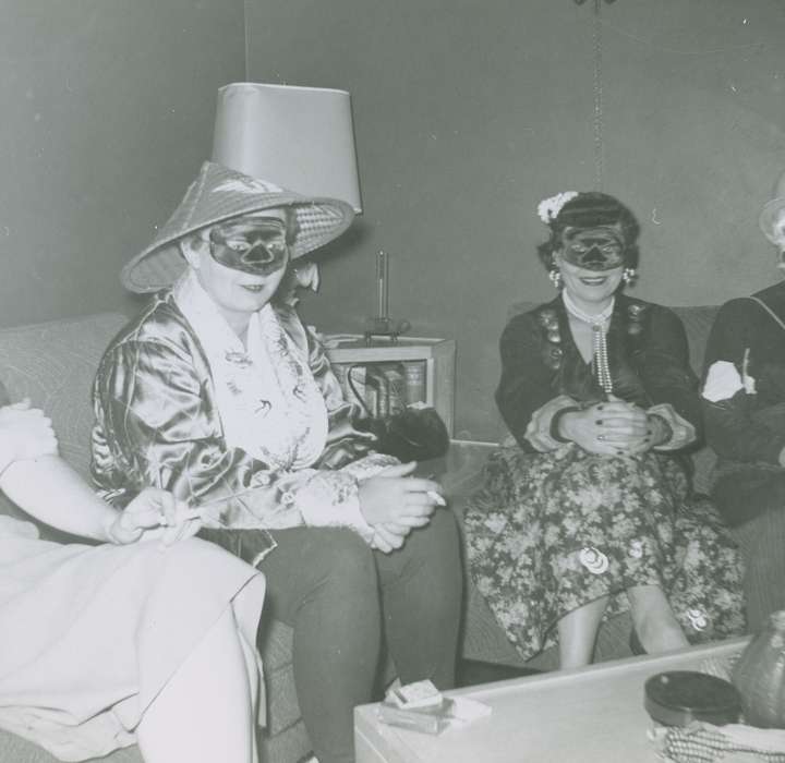 Portraits - Group, Iowa, Fink-Bowman, Janna, hat, mask, West Union, IA, Homes, history of Iowa, Holidays, Iowa History