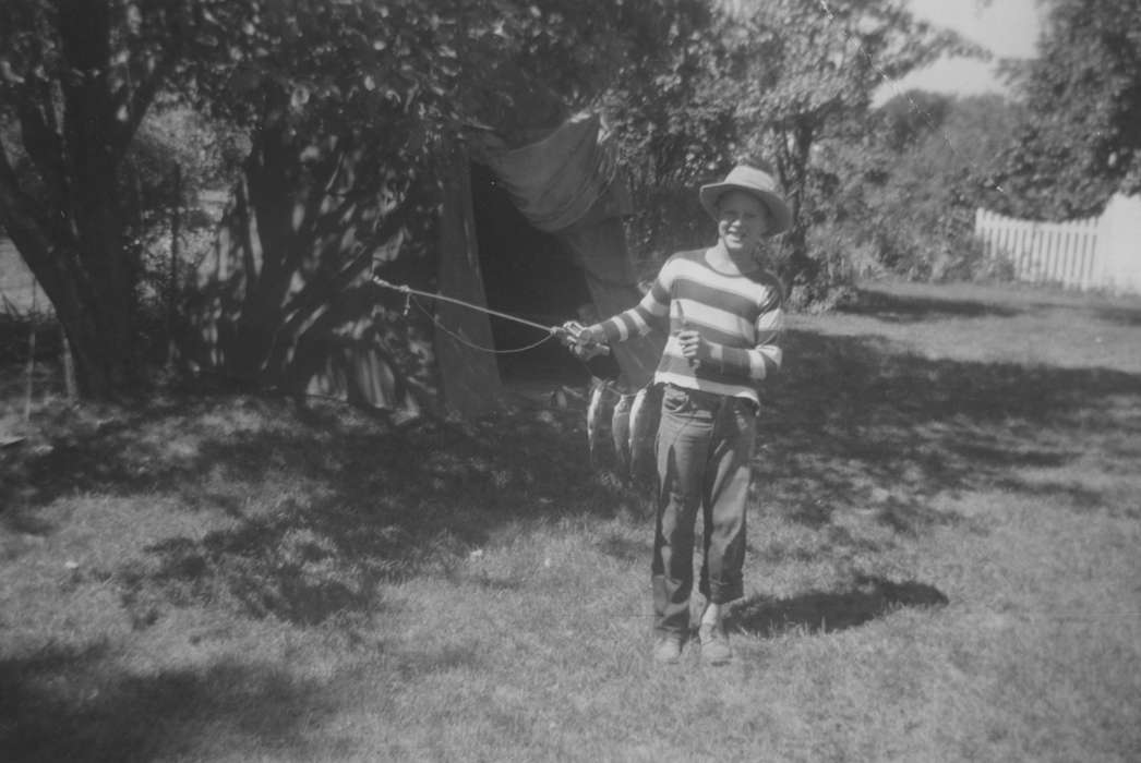 Outdoor Recreation, fish, Iowa, Cedar Rapids, IA, fishing pole, Leisure, Children, Portraits - Individual, Vaughn, Cindy, history of Iowa, Iowa History