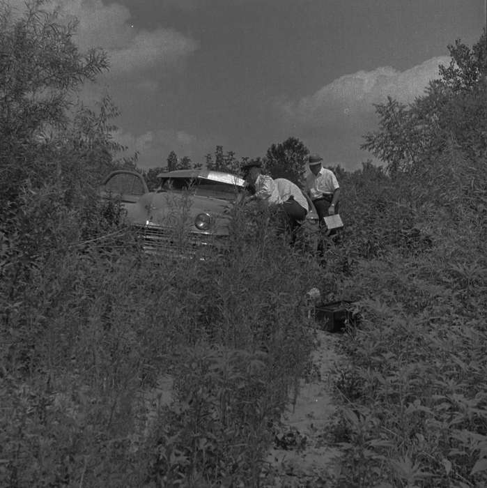 history of Iowa, Iowa History, prarie grass, Ottumwa, IA, Motorized Vehicles, car, police officer, Iowa, Lemberger, LeAnn