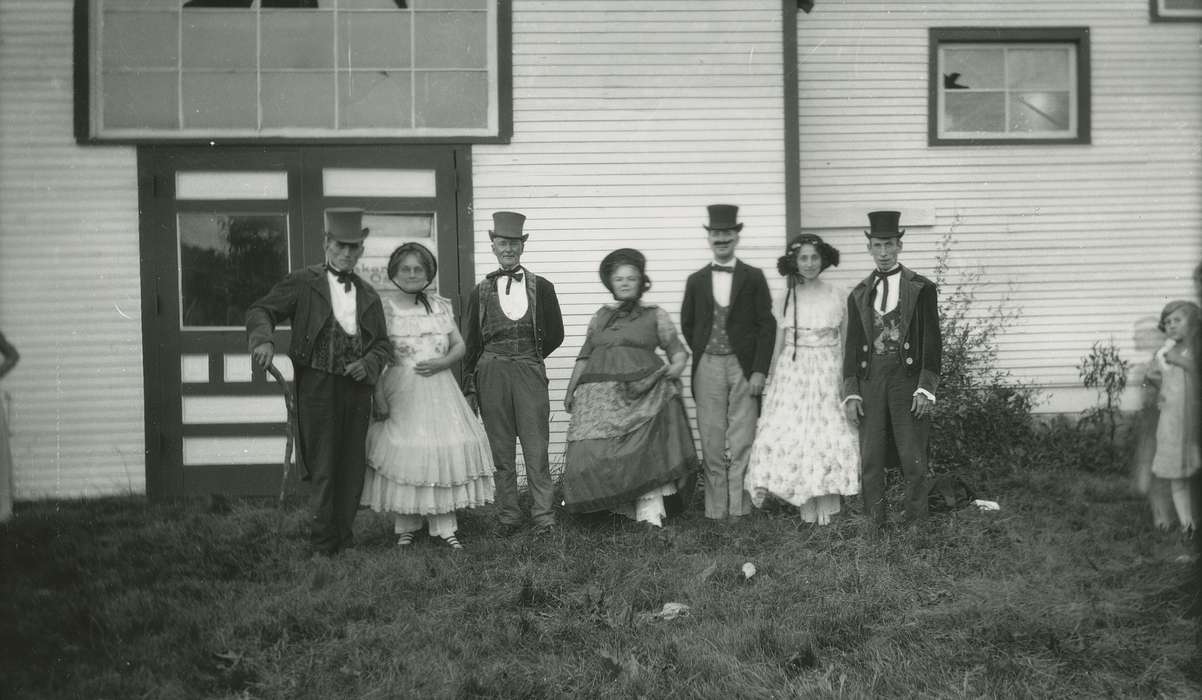 Portraits - Group, history of Iowa, Iowa History, Waverly, IA, costume, Iowa, correct date needed, Waverly Public Library