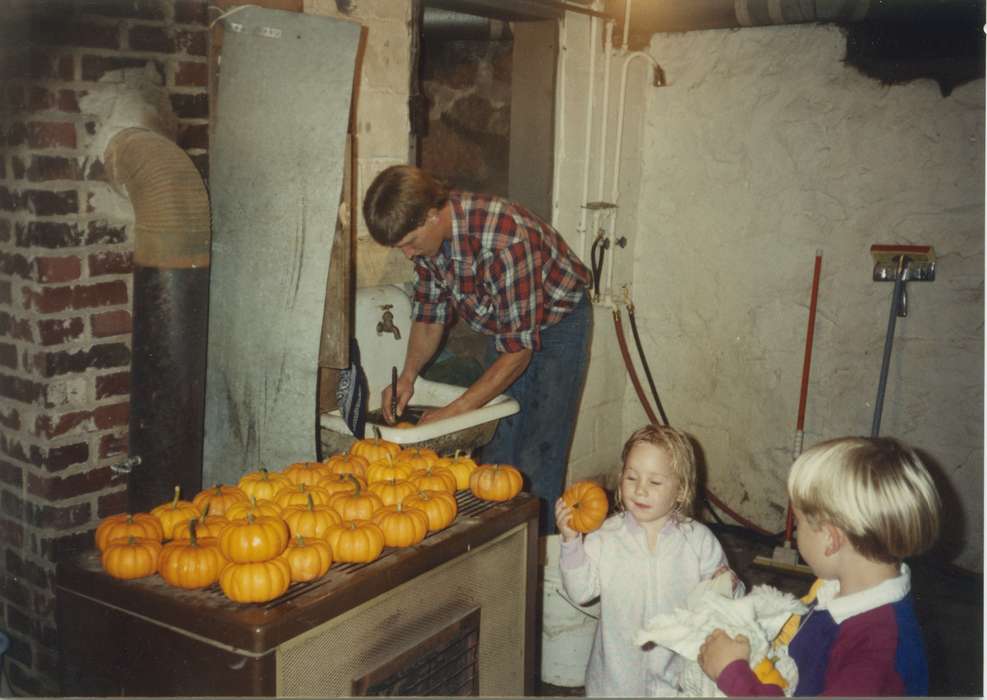 Meyer, Susie, history of Iowa, pumpkin, Iowa History, Families, Iowa, fall, Homes, Children, Sumner, IA