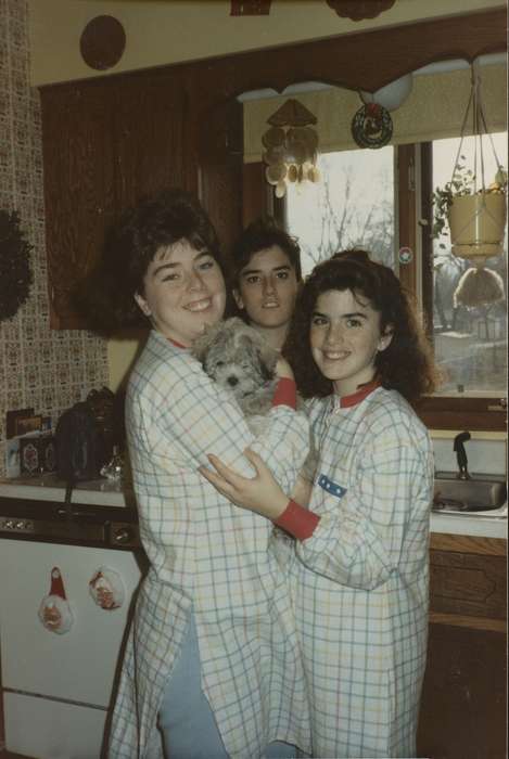 Portraits - Group, Nichols, Roger, history of Iowa, kitchen, Iowa History, Families, Animals, Council Bluffs, IA, Iowa, Homes, dog