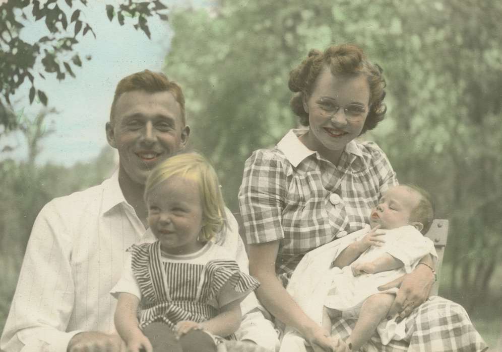Portraits - Group, history of Iowa, Iowa History, Families, Webster City, IA, Iowa, colorized, McMurray, Doug, Children, baby