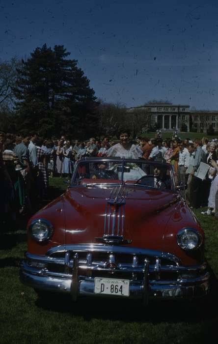 Sack, Renata, isu, Iowa, Ames, IA, veishea, Iowa History, chieftain, cars, convertible, history of Iowa, Motorized Vehicles, pontiac