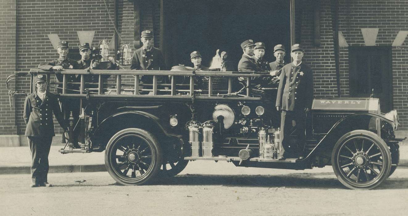 workers, fire engine, Waverly, IA, fire truck, history of Iowa, Motorized Vehicles, Iowa, city hall, correct date needed, Waverly Public Library, Iowa History, Portraits - Group