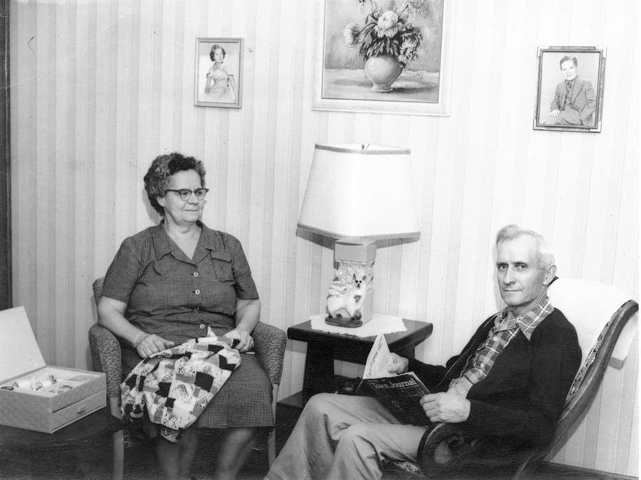 Portraits - Group, Travel, Wichita, KS, magazine, history of Iowa, Iowa History, Families, quilt, Iowa, living room, Homes, Curtis, Leonard, lamp