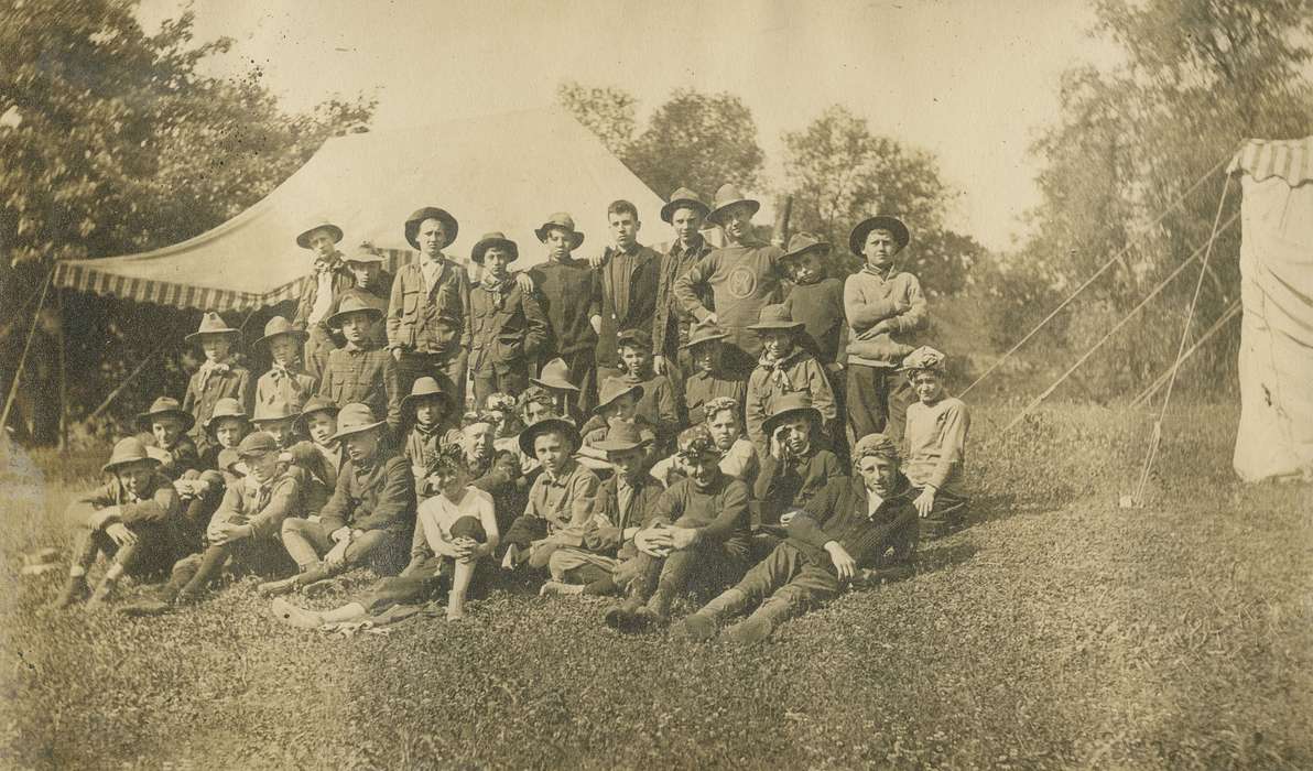 Portraits - Group, Iowa, Webster City, IA, McMurray, Doug, Children, history of Iowa, camping, boy scouts, Iowa History