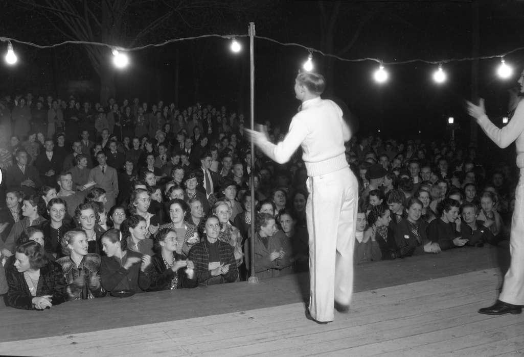 Cedar Falls, IA, history of Iowa, stage, Iowa History, uni, iowa state teachers college, crowd, Fairs and Festivals, UNI Special Collections & University Archives, audience, Iowa, Schools and Education, university of northern iowa