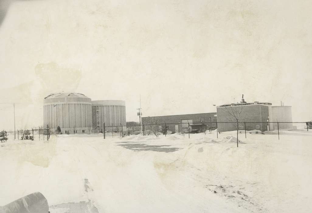 history of Iowa, Iowa History, Winter, Businesses and Factories, Waverly, IA, building, Iowa, correct date needed, fence, snow, Waverly Public Library