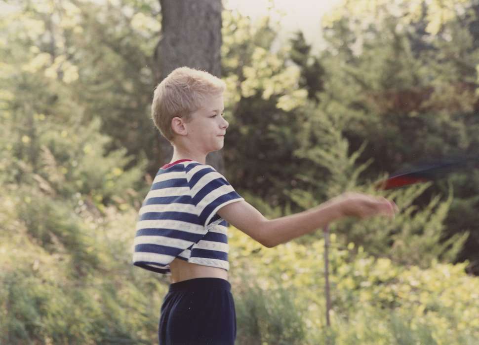 history of Iowa, Iowa History, IA, Knospe, Mona, Iowa, woods, frisbee, blonde, Children, Outdoor Recreation