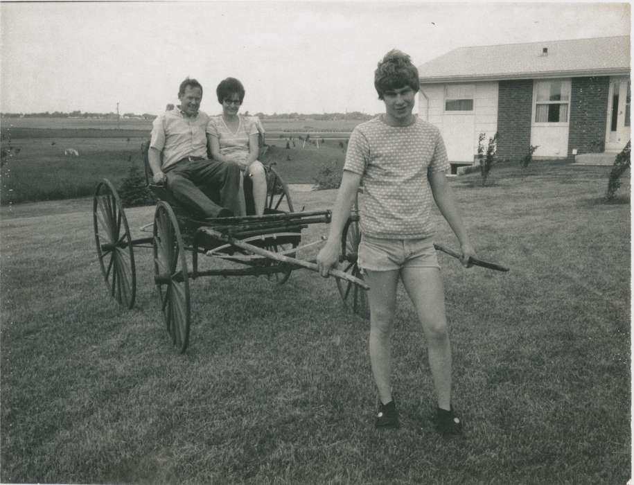 Farming Equipment, history of Iowa, Iowa History, Mason City, IA, shorts, buggy, wagon, Holland, John, Iowa, Farms