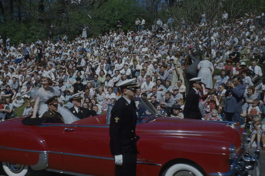 history of Iowa, Sack, Renata, chieftain, Entertainment, isu, parade, Motorized Vehicles, pontiac, Ames, IA, car, Iowa History, crowd, Fairs and Festivals, spectator, convertible, veishea, Iowa, Schools and Education