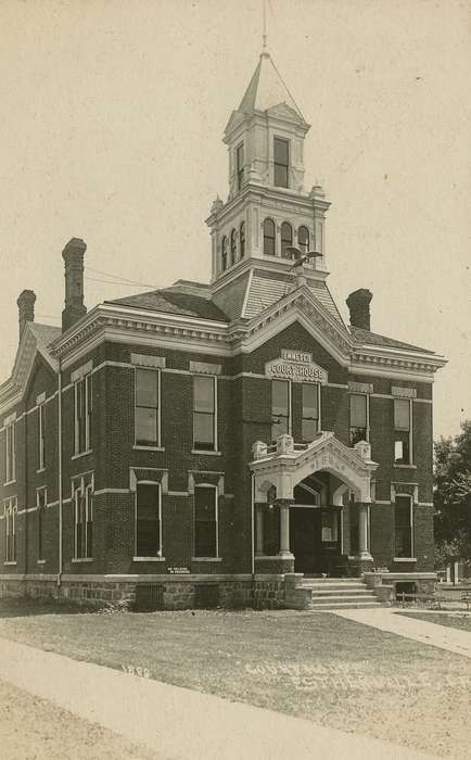 Estherville, IA, Dean, Shirley, history of Iowa, Iowa, Iowa History, Cities and Towns, courthouse
