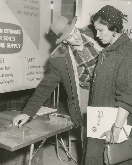 Stewart, Phyllis, Iowa, soil, exhibit, Fairs and Festivals, Schools and Education, 4h, Fort Dodge, IA, 4-h, history of Iowa, Iowa History