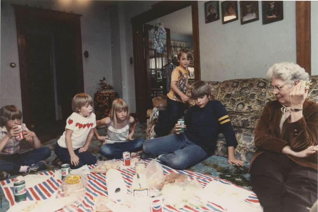 history of Iowa, Iowa History, picnic, Liekweg, Amy, Iowa, living room, Shell Rock, IA, party, Homes, Food and Meals, Children