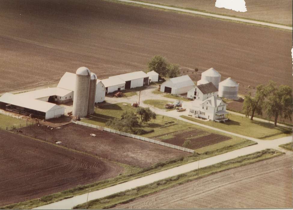 Sweeney, Rebecca, IA, Iowa, Barns, field, Aerial Shots, Farms, history of Iowa, Iowa History