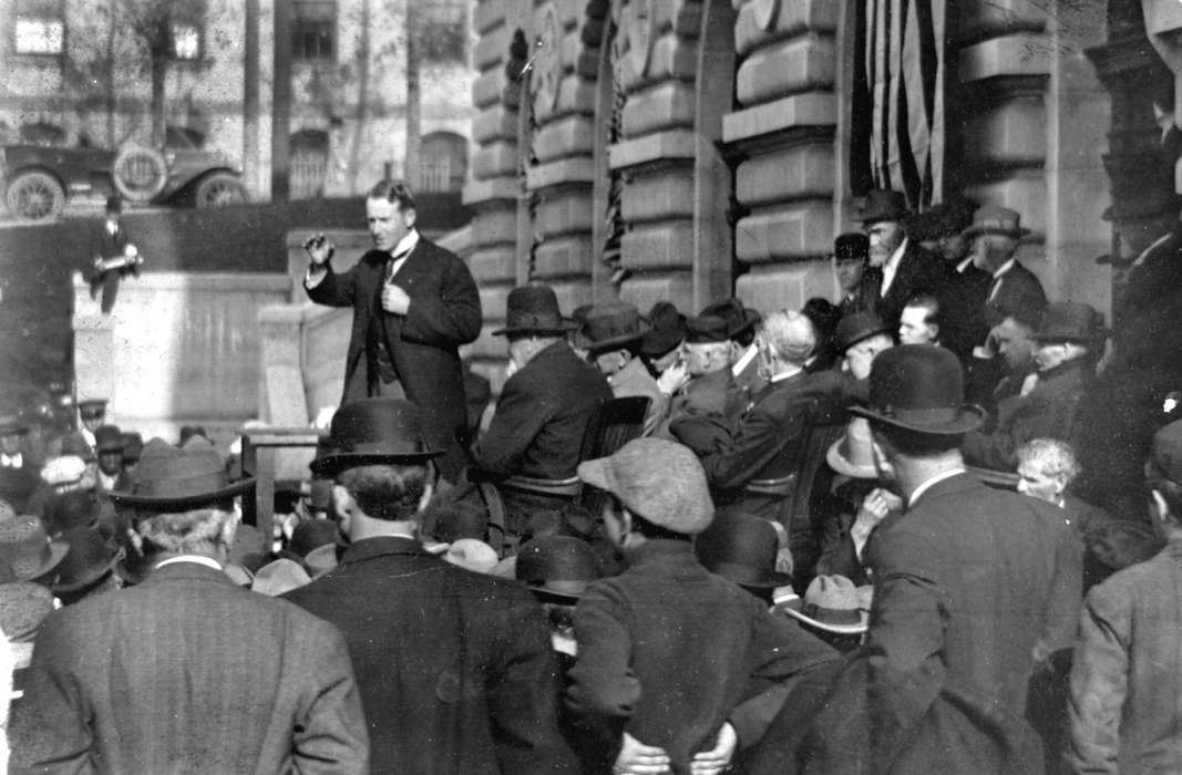 flag, history of Iowa, Iowa History, Ottumwa, IA, Lemberger, LeAnn, Businesses and Factories, crowd, cap, speaker, Iowa, Cities and Towns, speech, hat
