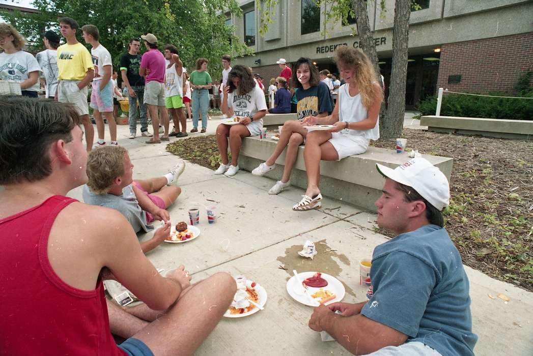 feast, Iowa, lunch, northern iowa, UNI Special Collections & University Archives, Schools and Education, uni, university of northern iowa, redeker, nike, students, pepsi, redeker center, Cedar Falls, IA, history of Iowa, picnic, study, Iowa History