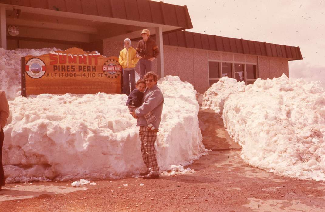 Travel, Colorado Springs, CO, Iowa History, Iowa, Zischke, Ward, snow, history of Iowa