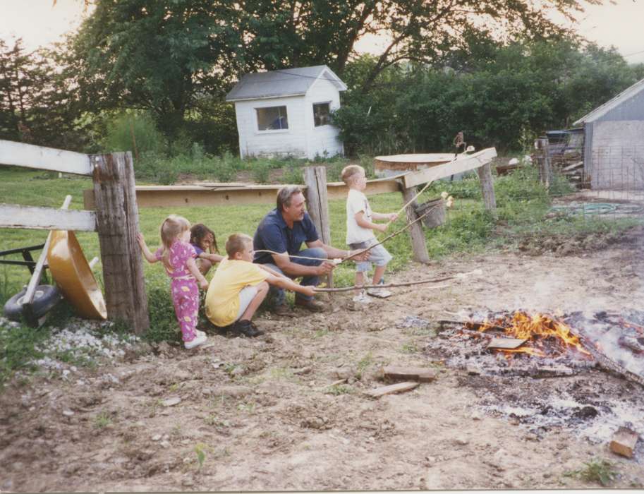 Food and Meals, Iowa, wheelbarrow, Ring, Jana, marshmallow, Families, Leisure, Children, fire, Neola, IA, history of Iowa, Iowa History