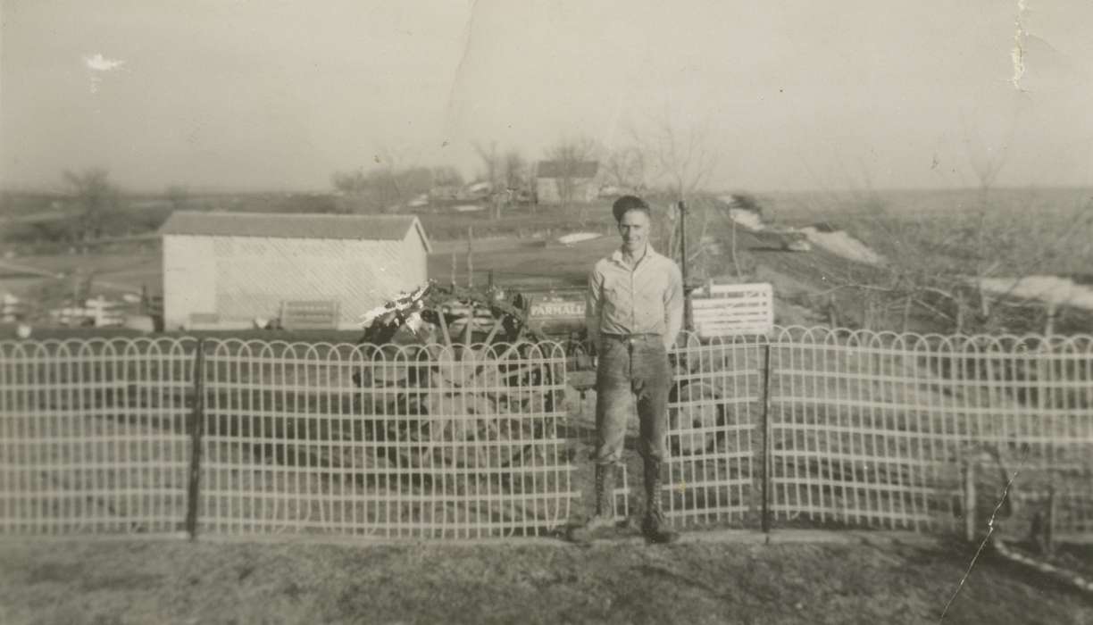 history of Iowa, Holland, John, Farms, Iowa, Portraits - Individual, fence, Iowa History, Tracy, IA, Farming Equipment