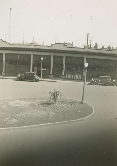 Cities and Towns, hotel, Motorized Vehicles, Campopiano Von Klimo, Melinda, Iowa History, St. Louis, MO, Iowa, history of Iowa, Businesses and Factories, car