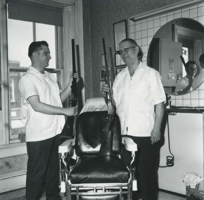 Portraits - Group, men, history of Iowa, Iowa History, guns, Iowa, shotgun, Waverly Public Library