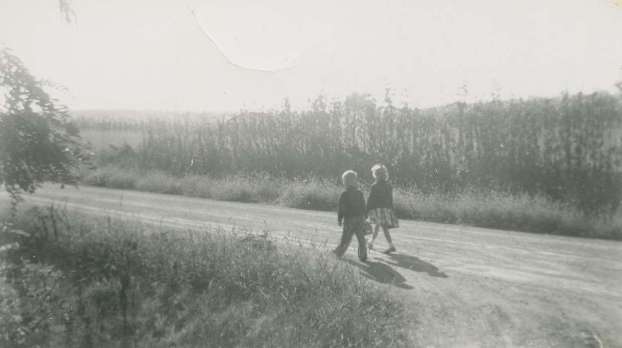 Clay Township, IA, history of Iowa, Iowa History, lunchbox, road, cornfield, Holland, John, Iowa, Schools and Education, Farms, school