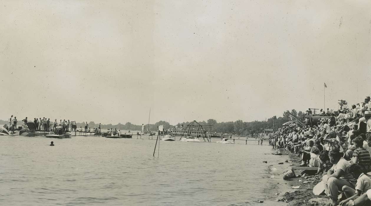 boats, boat racing, Clear Lake, IA, history of Iowa, Motorized Vehicles, dock, McMurray, Doug, crowd, Iowa, Lakes, Rivers, and Streams, Sports, Iowa History, Outdoor Recreation