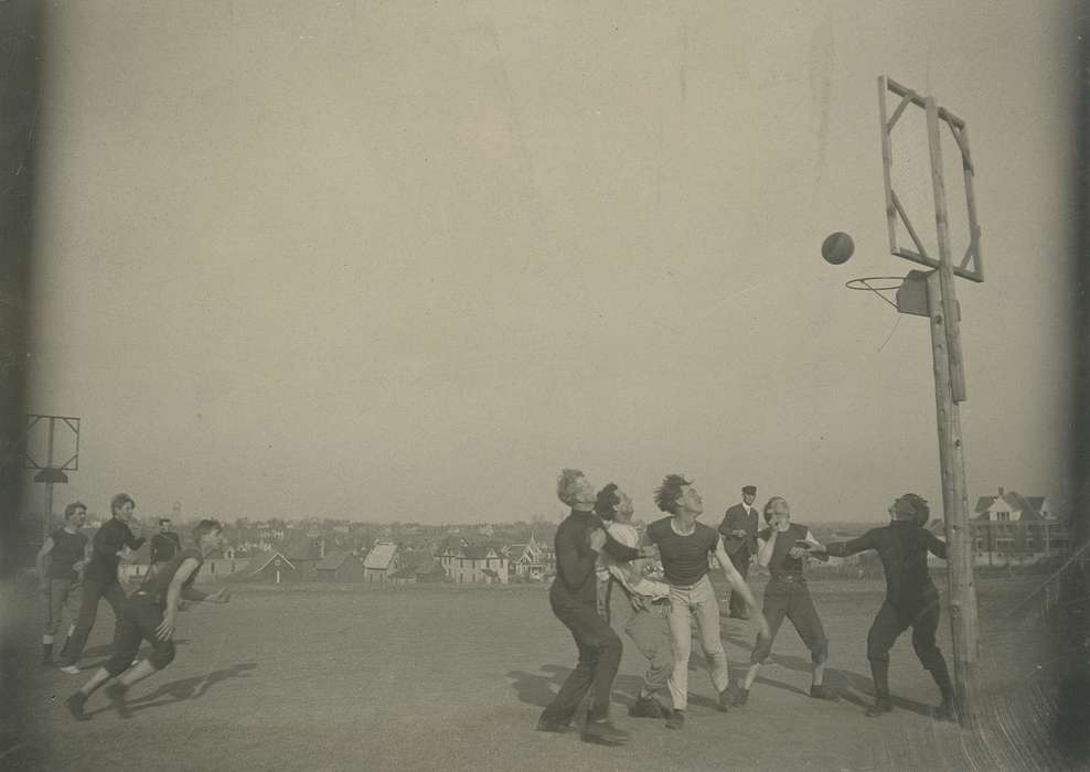 basketball court, iowa state normal school, basketball, history of Iowa, basketball hoop, Iowa, university of northern iowa, uni, Outdoor Recreation, Iowa History, Schools and Education, Sports, University of Northern Iowa Museum, Cedar Falls, IA, college hill