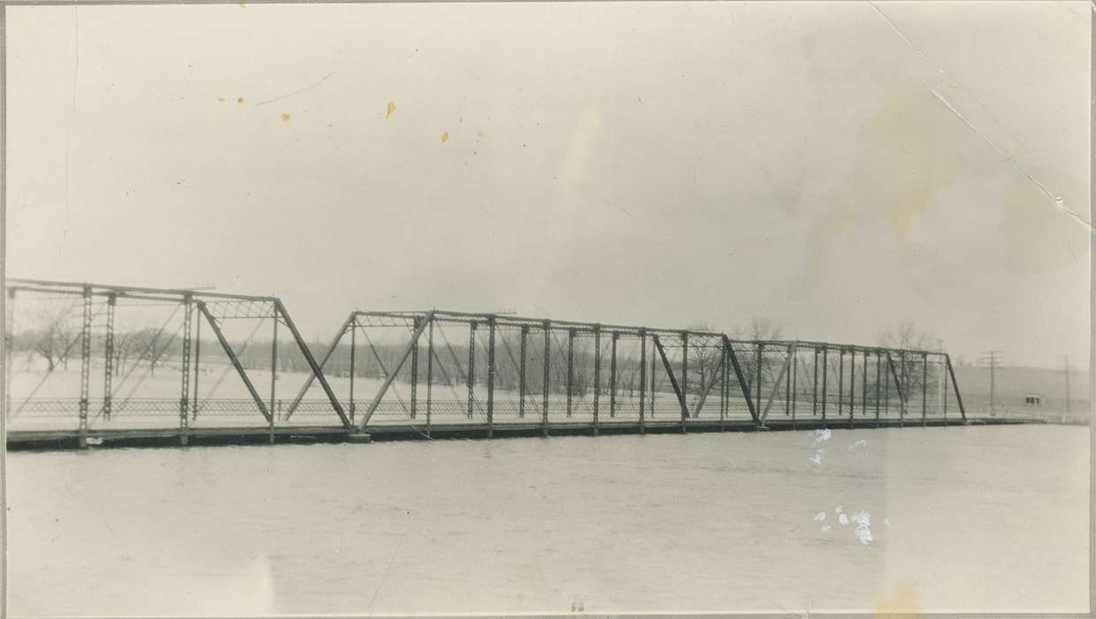 flooding, Waverly Public Library, bridge, Iowa, Landscapes, history of Iowa, Iowa History, Waverly, IA