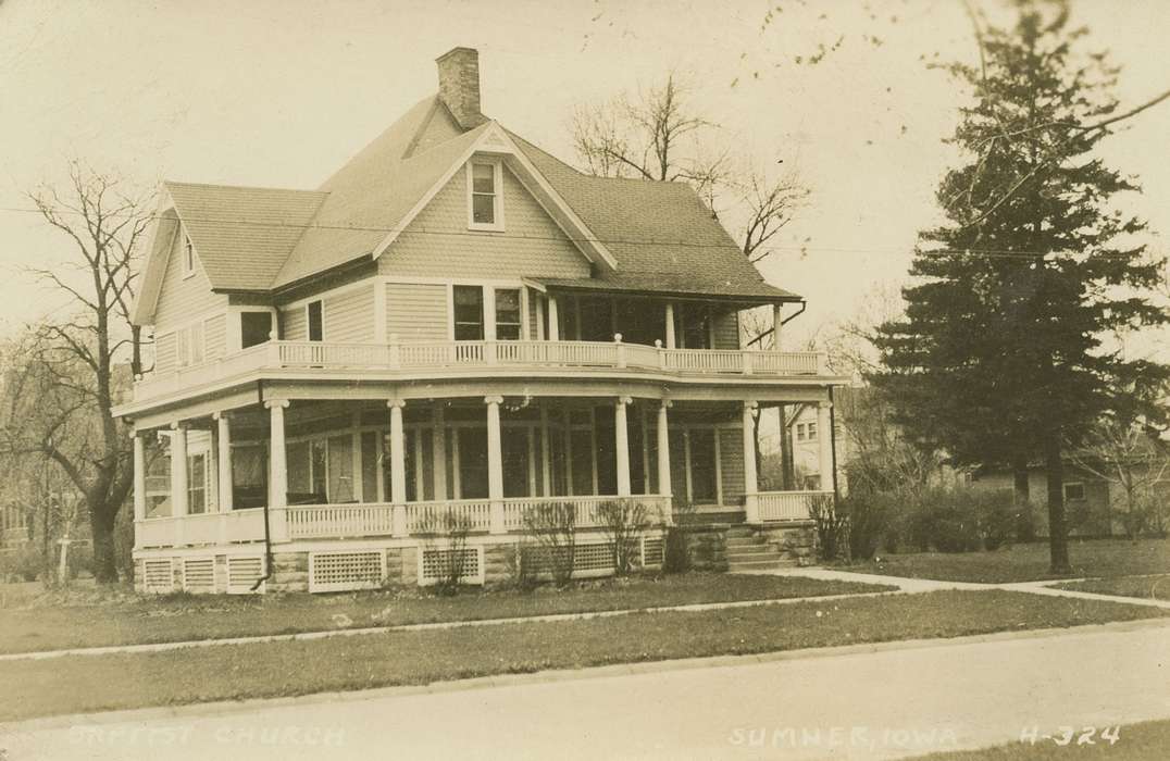 history of Iowa, Iowa History, sidewalk, Palczewski, Catherine, Iowa, Cities and Towns, porch, Homes, house, Sumner, IA
