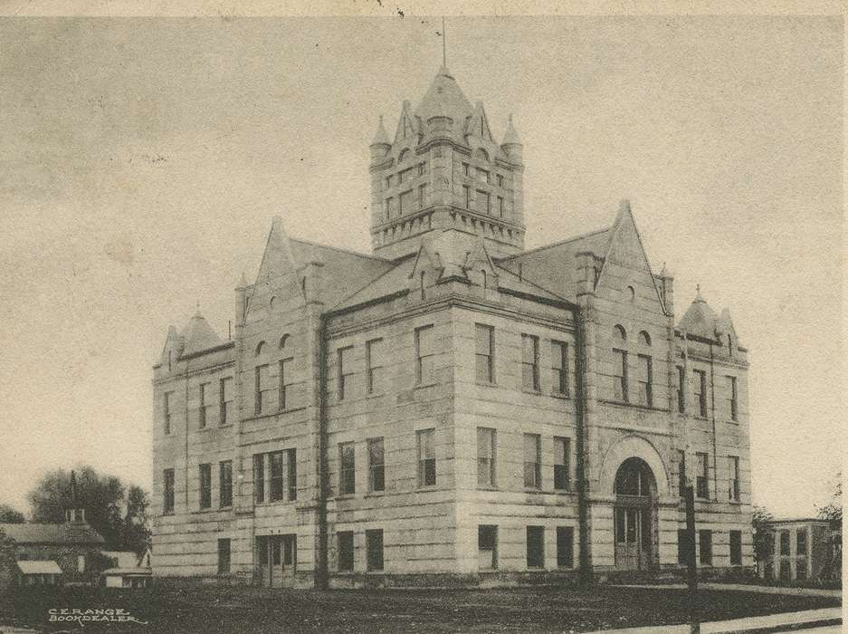 Cities and Towns, Iowa History, Iowa, IA, courthouse, Main Streets & Town Squares, Dean, Shirley, history of Iowa