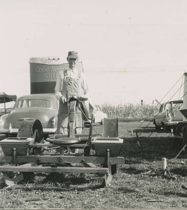 Farming Equipment, Iowa History, Iowa, history of Iowa, Owen, Jeff, Portraits - Individual, planter, Monticello, IA