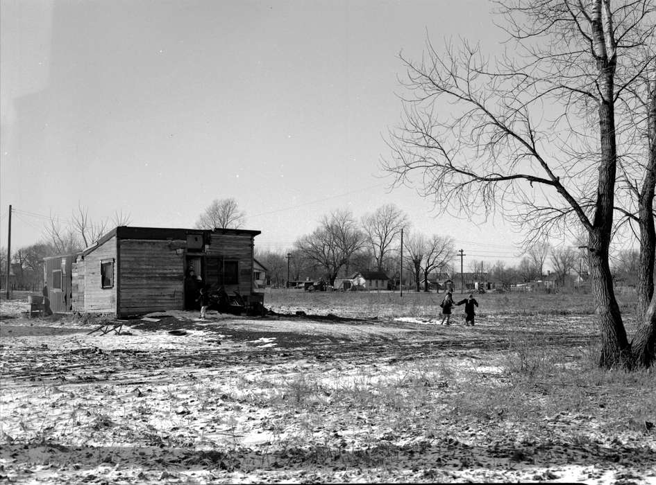 Iowa, history of Iowa, Ottumwa, IA, dirt road, Homes, Lemberger, LeAnn, Iowa History