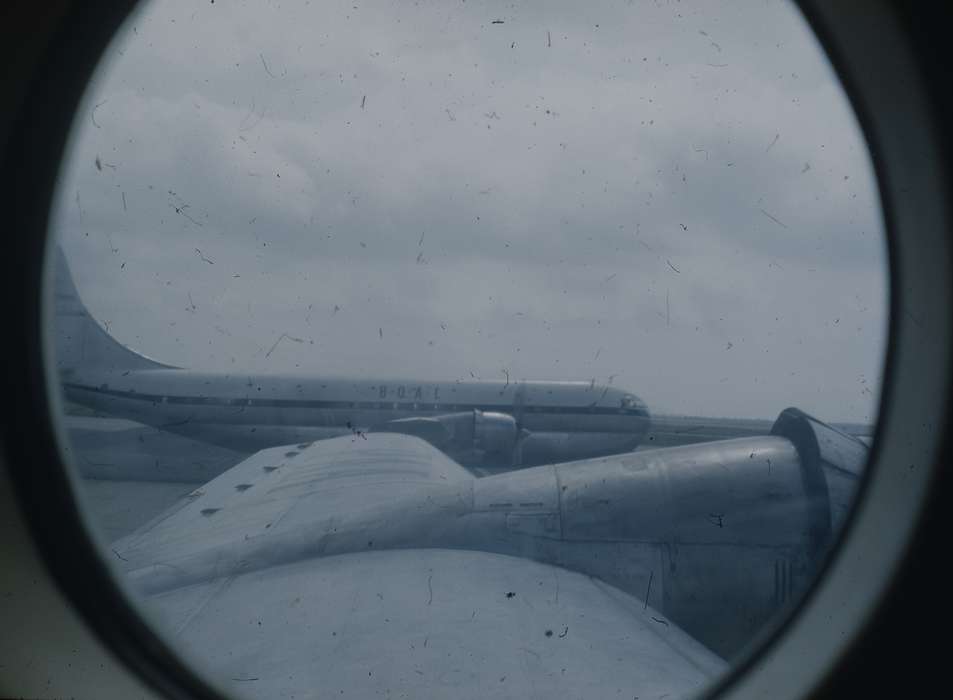 Travel, british overseas airways corporation, history of Iowa, plane, Sack, Renata, pan am, Iowa History, Motorized Vehicles, window, wing, airplane, planes, Iowa, airlines, USA