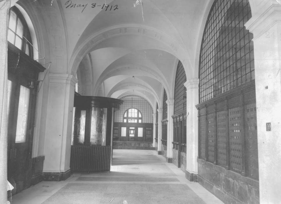archway, history of Iowa, Iowa History, Ottumwa, IA, Lemberger, LeAnn, Businesses and Factories, tile, radiator, Iowa, Cities and Towns