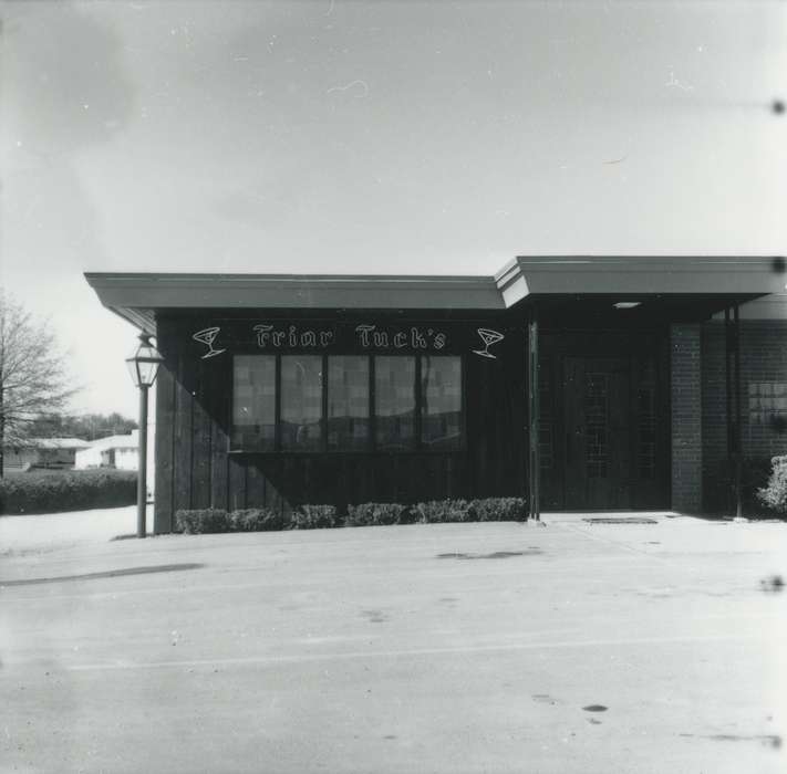 lounge, Iowa History, history of Iowa, Iowa, bar, Businesses and Factories, Waverly Public Library