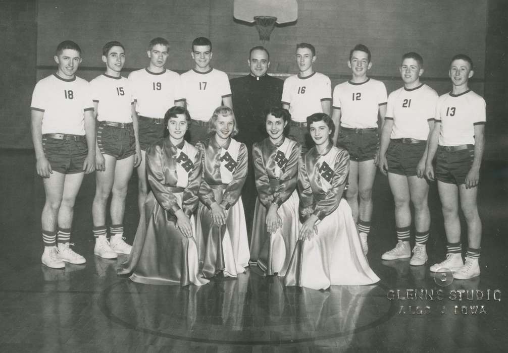 Portraits - Group, Whittemore, IA, Iowa History, Iowa, Schools and Education, Elbert, Jim, Sports, basketball, history of Iowa