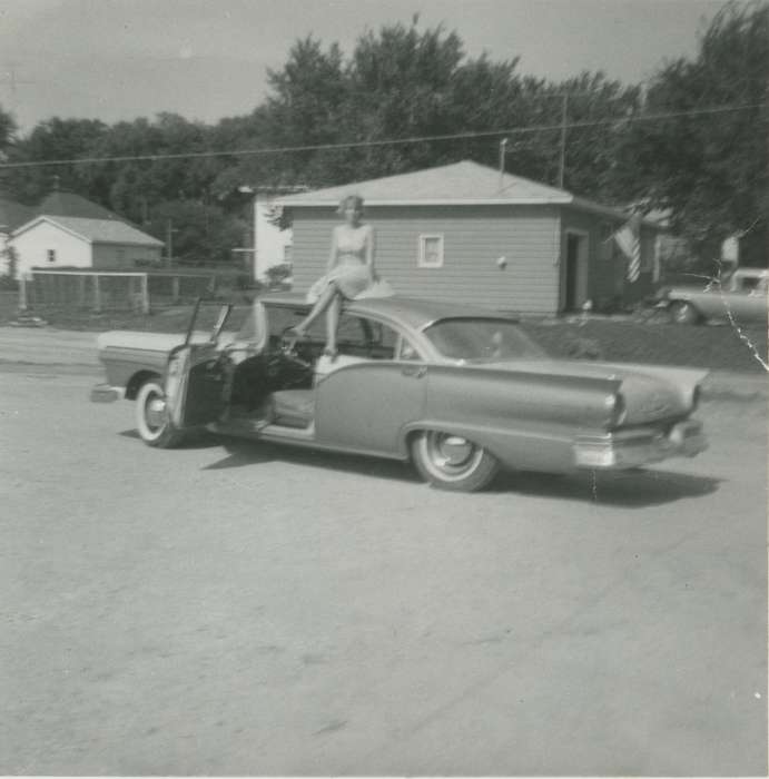 Council Bluffs, IA, Iowa, ford, Ring, Jana, car, Portraits - Individual, history of Iowa, Motorized Vehicles, Iowa History