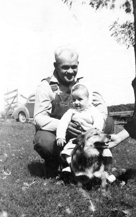 history of Iowa, Iowa History, Families, Motorized Vehicles, Animals, Flathers, Claudia, Iowa, Marshall County, IA, Children, dog