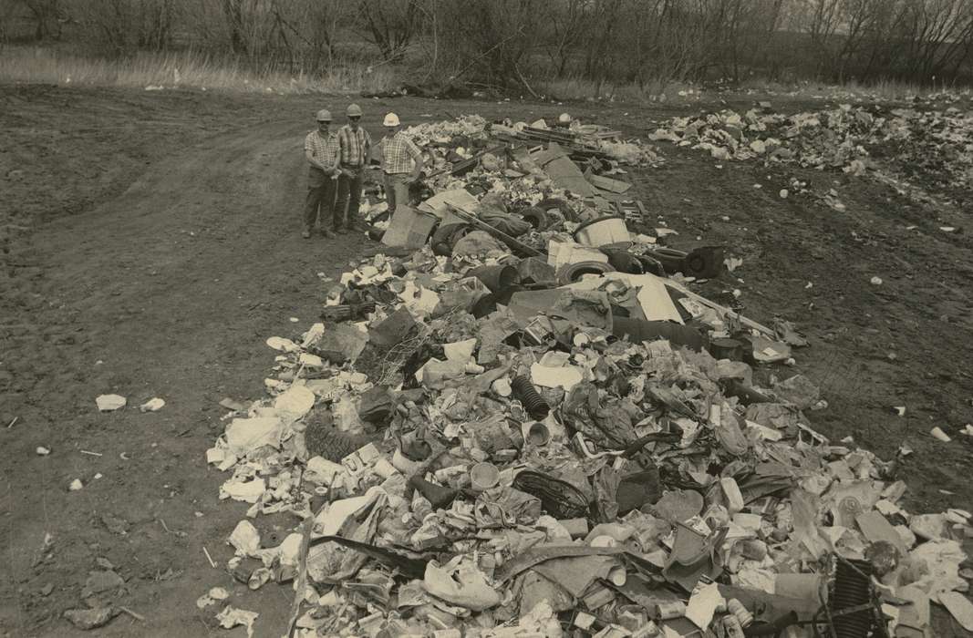 history of Iowa, Portraits - Group, Waverly Public Library, Waverly, IA, Iowa, Civic Engagement, trash, junkyard, Iowa History, Labor and Occupations