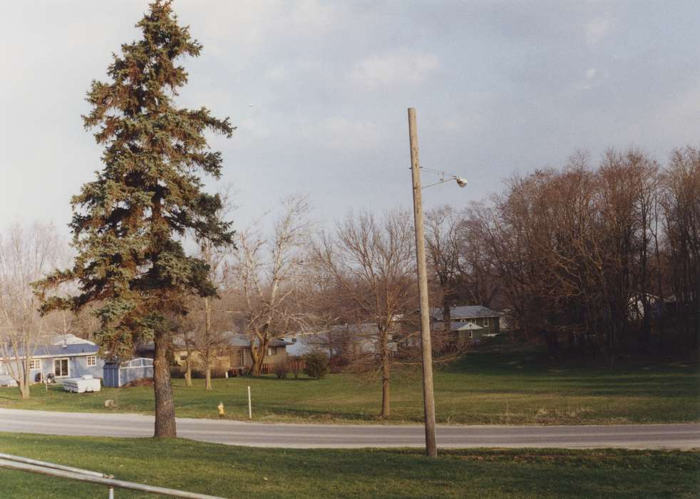 yard, Waverly Public Library, history of Iowa, Iowa History, Cities and Towns, Iowa, Landscapes, paved road
