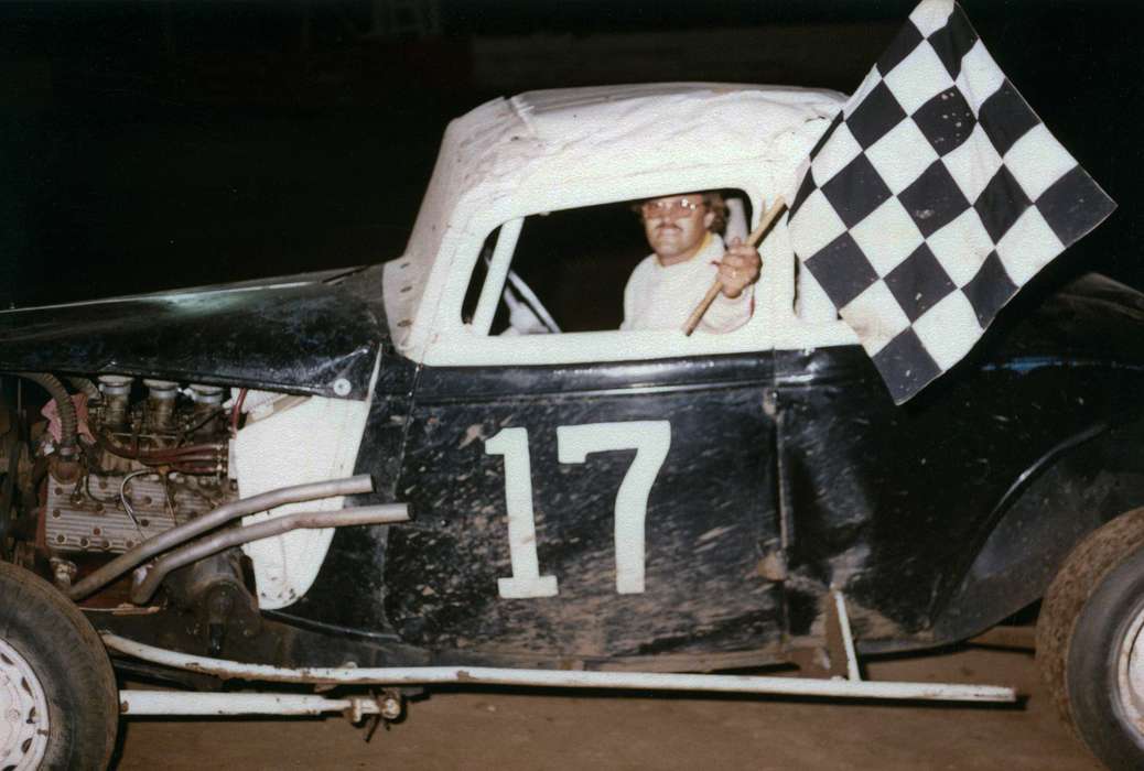 tunis speedway, racecar, history of Iowa, Iowa History, Entertainment, racecar driver, Motorized Vehicles, Volgarino, Jim, car, speedway, Iowa, Waterloo, IA