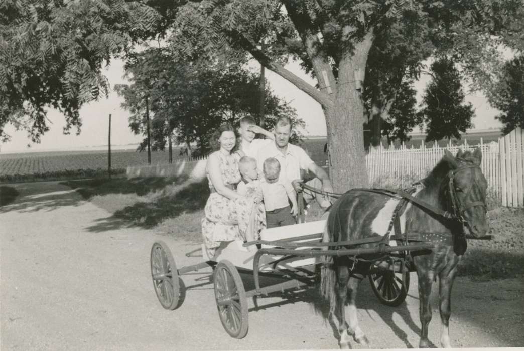 Bull, Ardith, Iowa History, Dysart, IA, Iowa, history of Iowa, Portraits - Group, Outdoor Recreation, Families, wagon