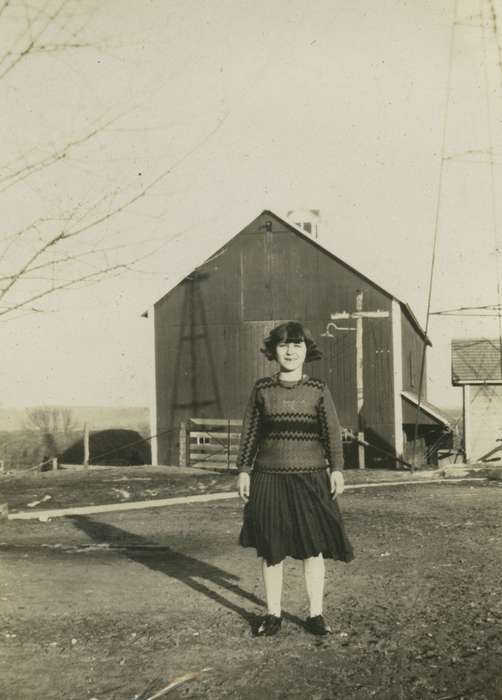 Iowa, socks, Children, Barns, dress, Peck, Dona, history of Iowa, Elgin, IA, Iowa History