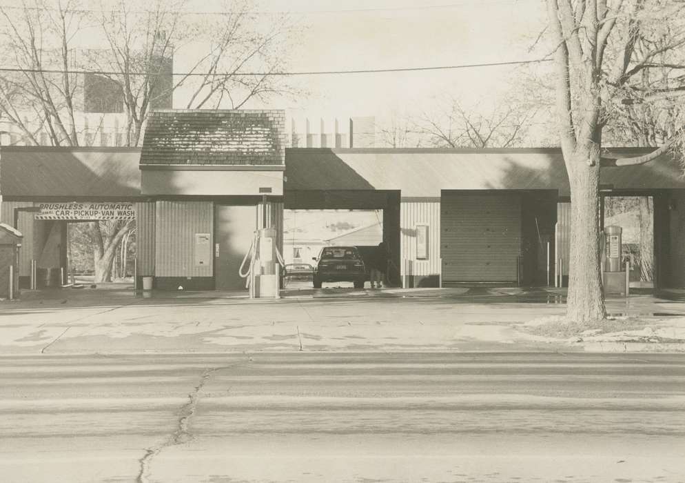 sign, history of Iowa, Businesses and Factories, car wash, Waverly, IA, Waverly Public Library, Iowa, car, Motorized Vehicles, Iowa History, correct date needed, Cities and Towns, tree