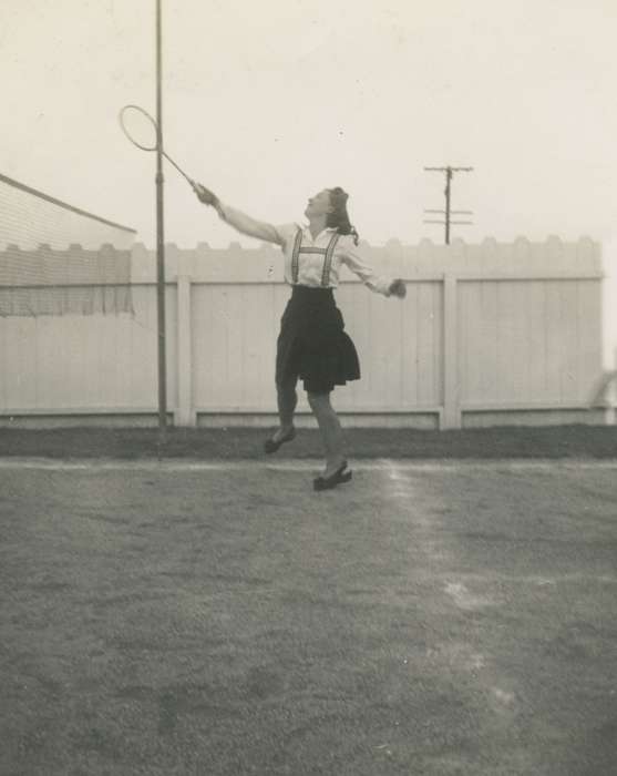raquet, Arensdorf, Maureen, Iowa History, tennis, Iowa, history of Iowa, Outdoor Recreation, Sports, IA